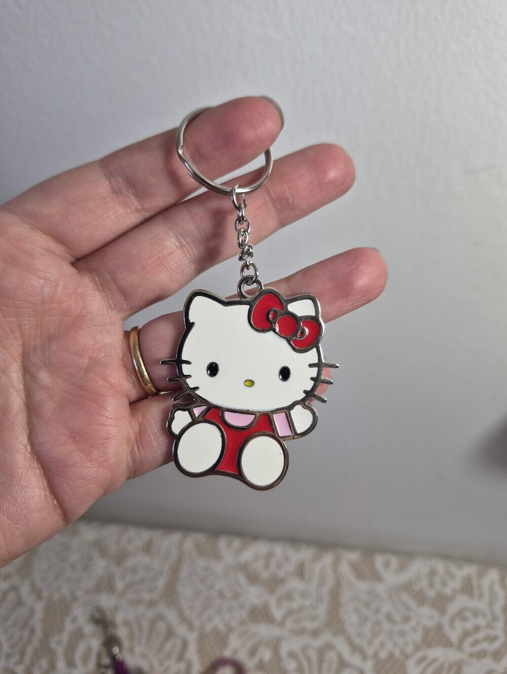 Hello Kitty Keychain Bundle - Picture 6 of 6